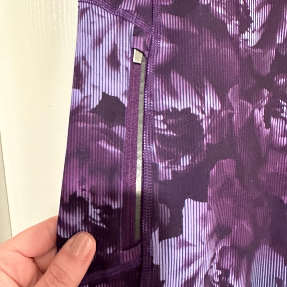 Athleta Rainier Printed Purple Leggings — 2X — like new - Picture 5 of 9